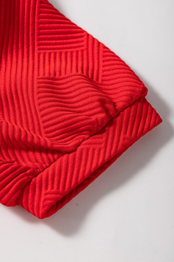 Fiery Red Textured Collared V Neck Puff Short Sleeve Shift Mini Dress - Image 8