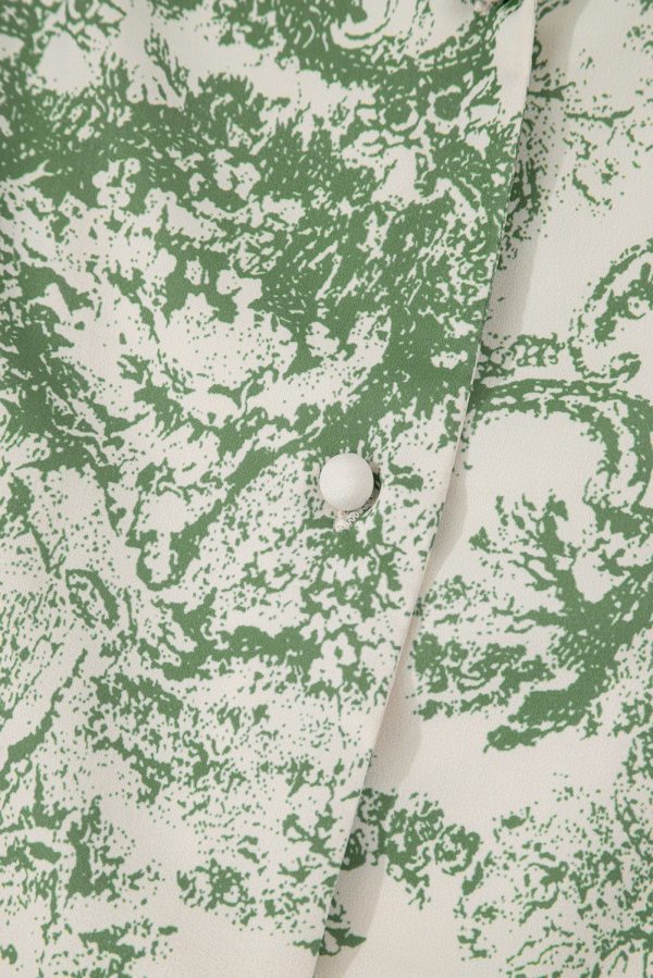Green Landscape Print Tied 3/4 Sleeve Shirt with Sash - Image 8