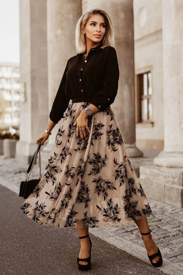Peach Blossom Floral Leaves Embroidered High Waist Maxi Skirt - Image 7