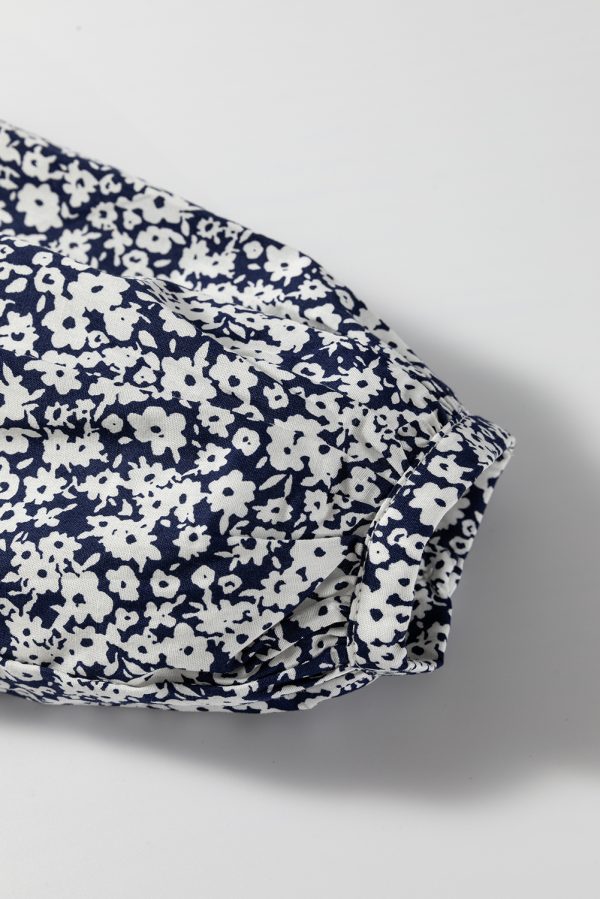 Blue Floral Print Notched V Neck Puff Sleeve Blouse - Image 7