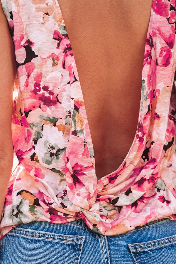 Pink Floral Round Neck Twisted Cut Out Back Tank Top - Image 4
